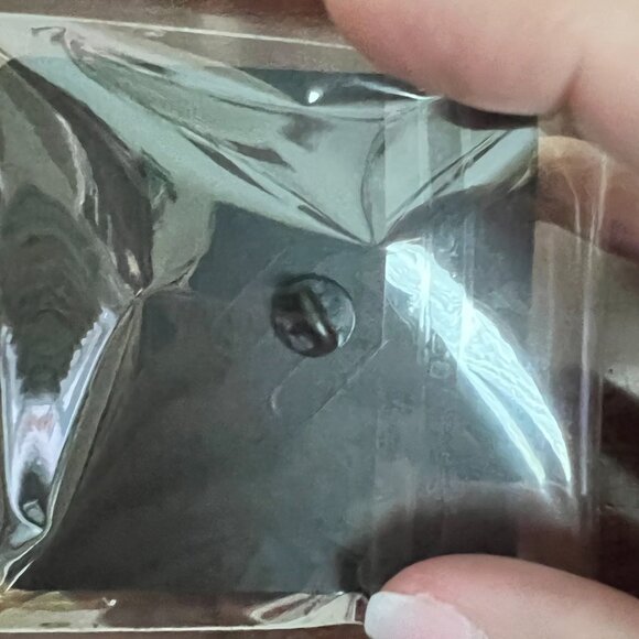 DISNEY Lilo &‎ Stitch Trading Pin (BRAND-NEW & SO CUTE!) - Picture 3 of 3